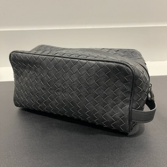 Bottega Veneta Unisex Dopp Kit/Weekend Bag Black (133130) - Picture 1 of 11